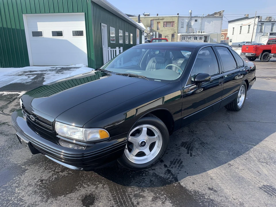 1994 Chevrolet Impala 7th Gen - Image 9 of 31
