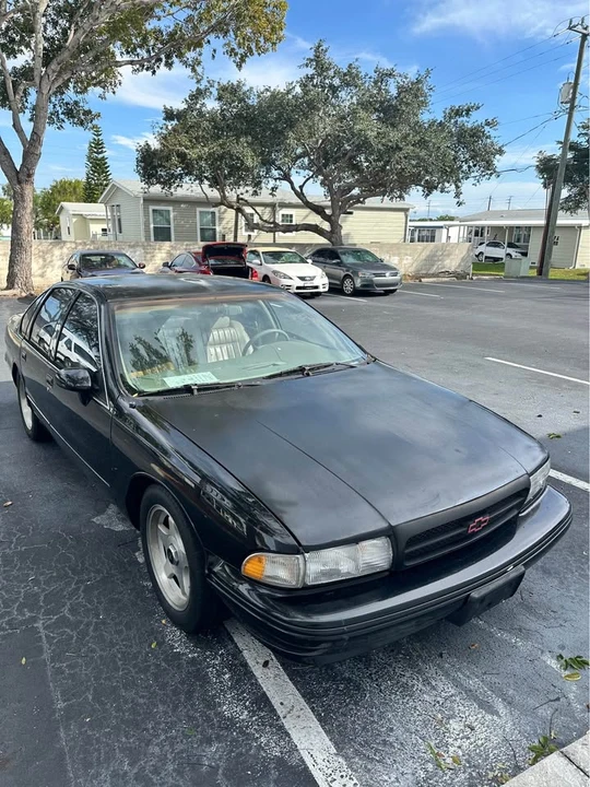 1994 Chevrolet Impala 7th Gen - Image 2 of 10