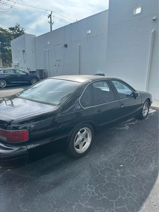 1994 Chevrolet Impala 7th Gen - Image 3 of 10