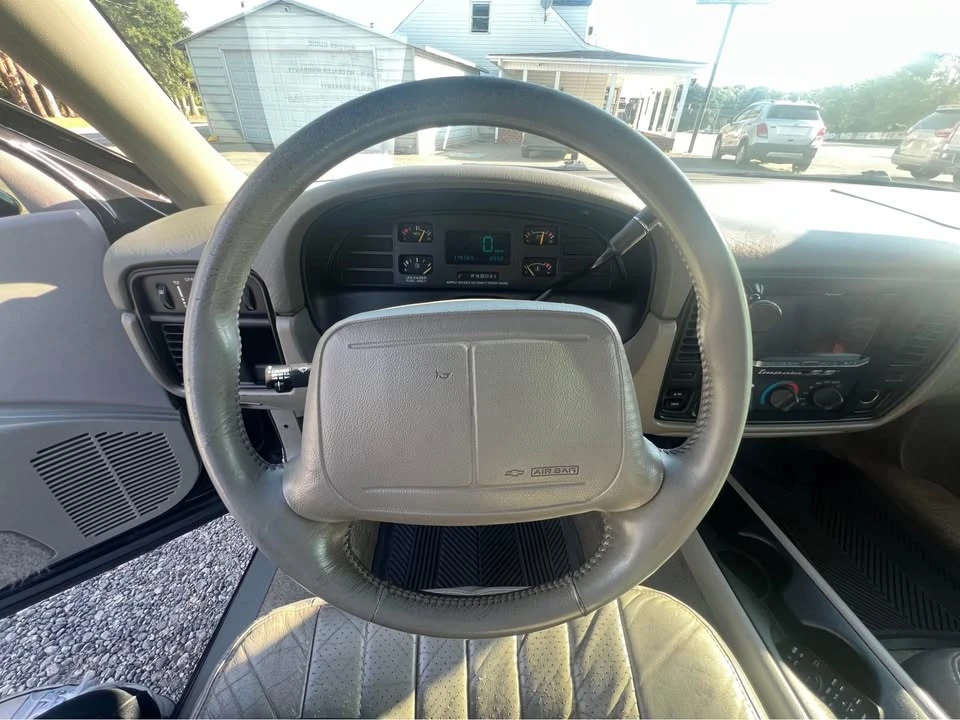 1994 Chevrolet Impala 7th Gen - Image 16 of 18
