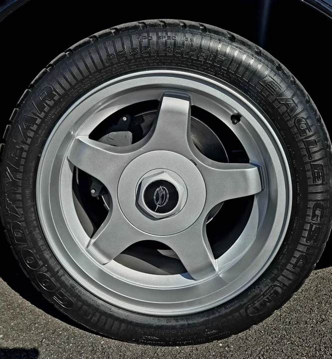 1994 Chevrolet Impala - Image 16 of 19