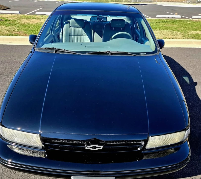 1994 Chevrolet Impala - Image 10 of 19