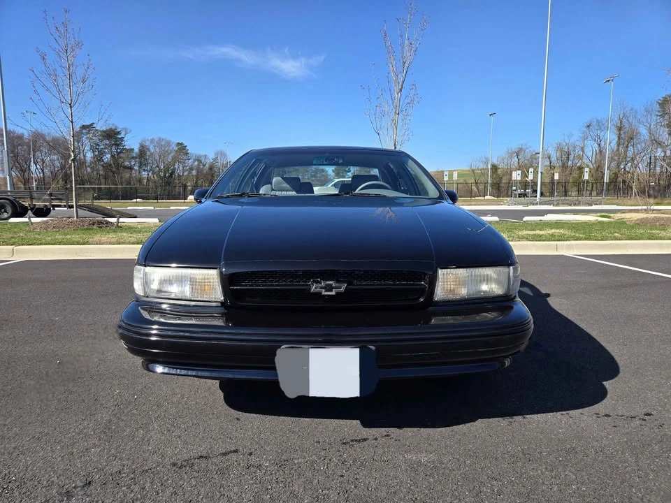 1994 Chevrolet Impala - Image 9 of 19