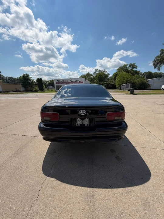 1994 Chevrolet Impala 7th Gen - Image 8 of 15
