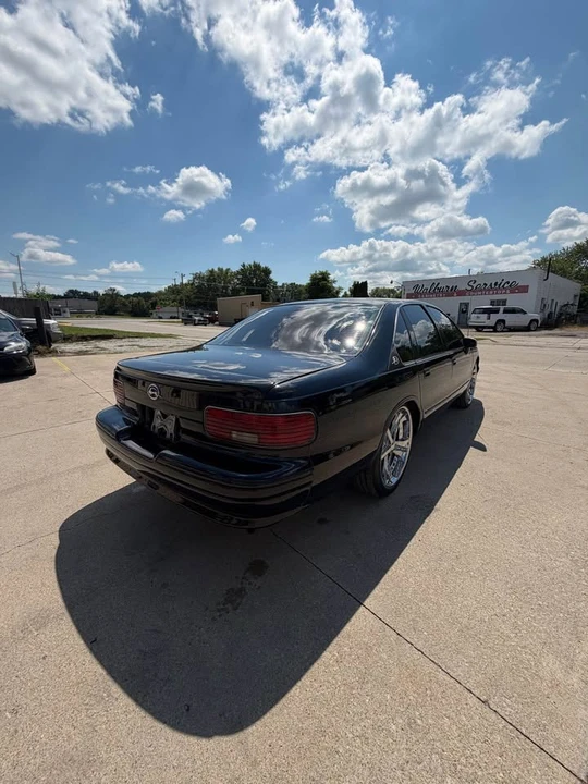 1994 Chevrolet Impala 7th Gen - Image 7 of 15