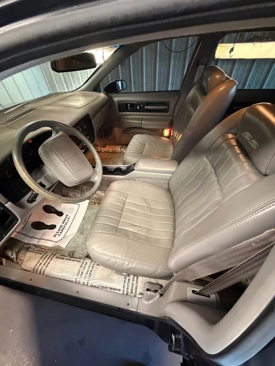 1994 Chevrolet Impala 7th Gen - Image 13 of 15