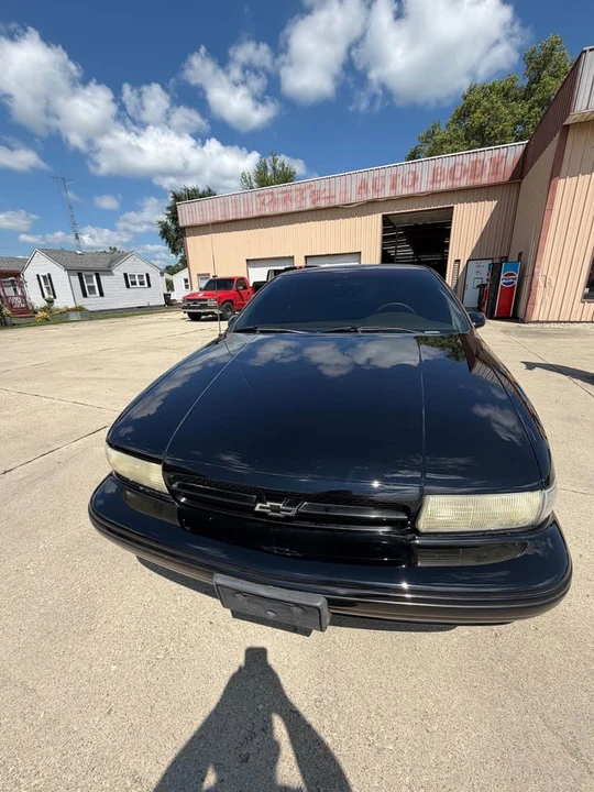 1994 Chevrolet Impala 7th Gen - Image 4 of 15