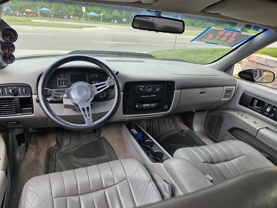 1994 Chevrolet Impala 7th Gen - Image 9 of 17