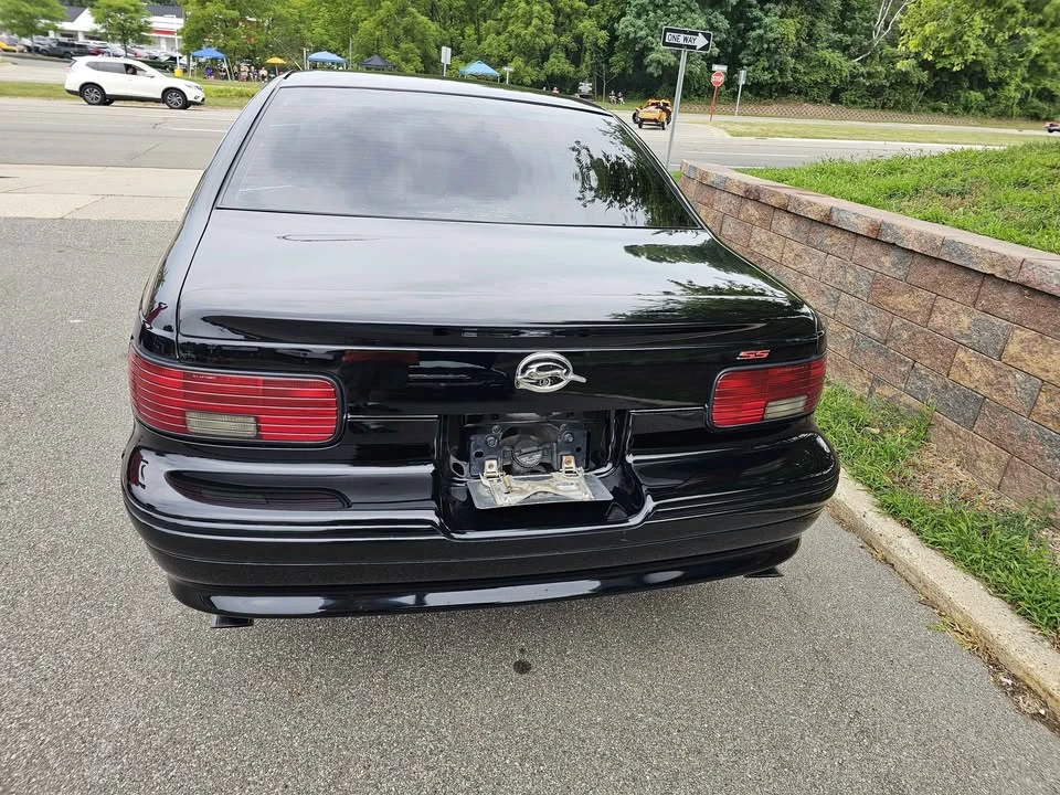 1994 Chevrolet Impala 7th Gen - Image 3 of 17
