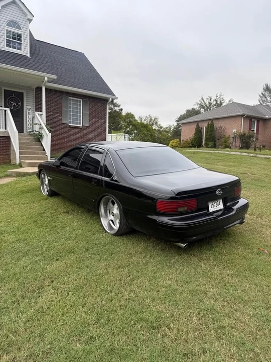 1994 Chevrolet Impala 7th Gen - Image 5 of 7
