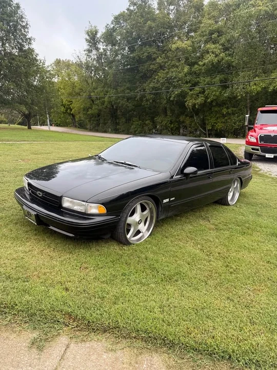 1994 Chevrolet Impala 7th Gen - Image 4 of 7