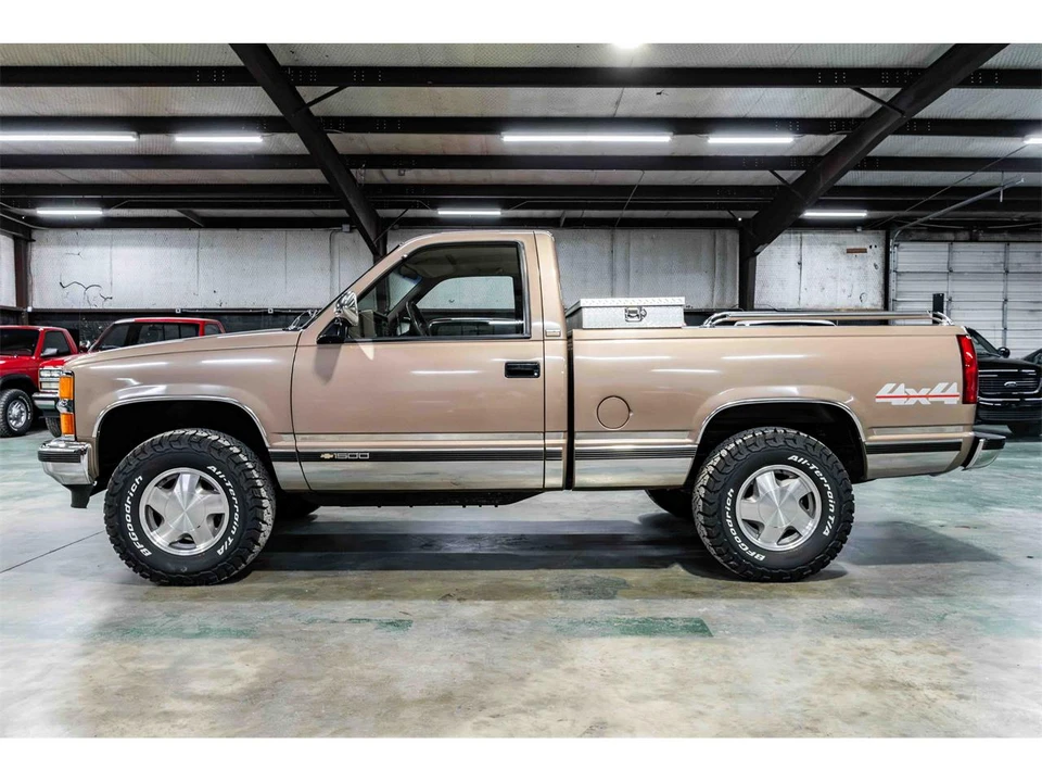 1994 Chevrolet C/K 4th Gen - Image 2 of 21