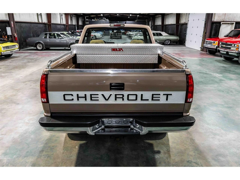 1994 Chevrolet C/K 4th Gen - Image 4 of 21