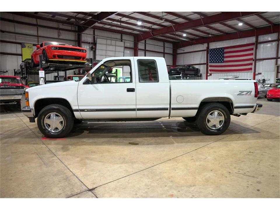 1994 Chevrolet C/K 4th Gen - Image 4 of 31