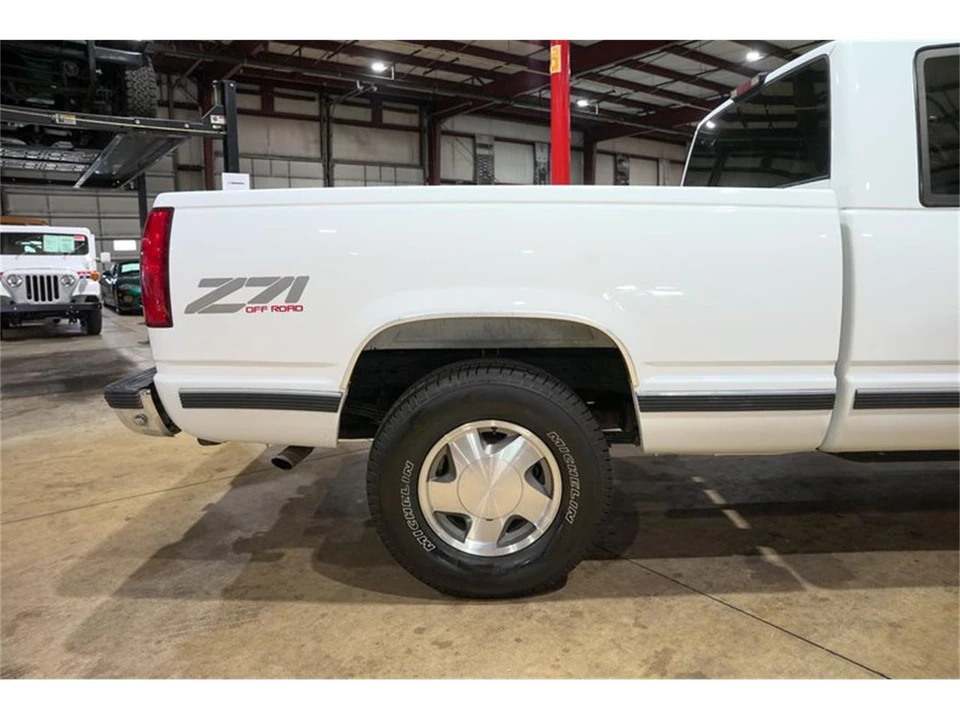 1994 Chevrolet C/K 4th Gen - Image 9 of 31