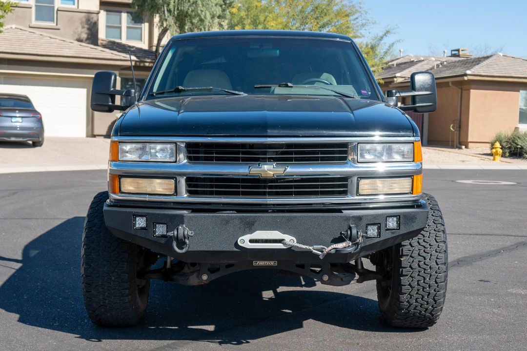 1994 Chevrolet K5 Blazer 3rd Gen - Image 2 of 31