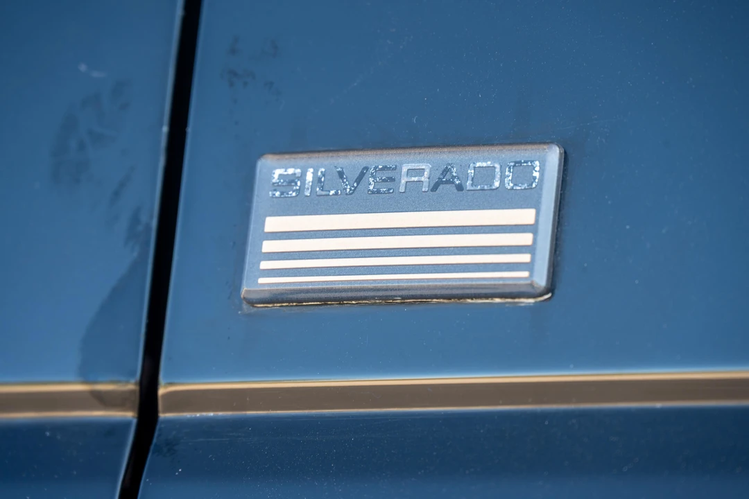 1994 Chevrolet K5 Blazer 3rd Gen - Image 27 of 31