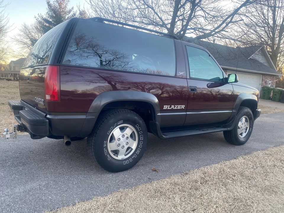 1994 Chevrolet K5 Blazer 3rd Gen - Image 18 of 31