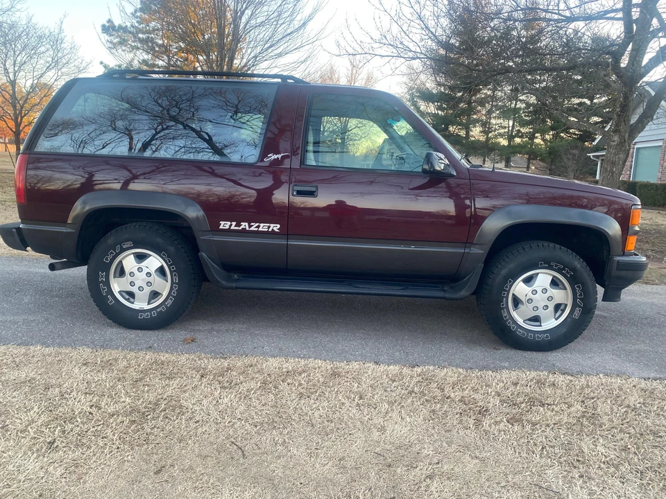 1994 Chevrolet K5 Blazer 3rd Gen - Image 20 of 31