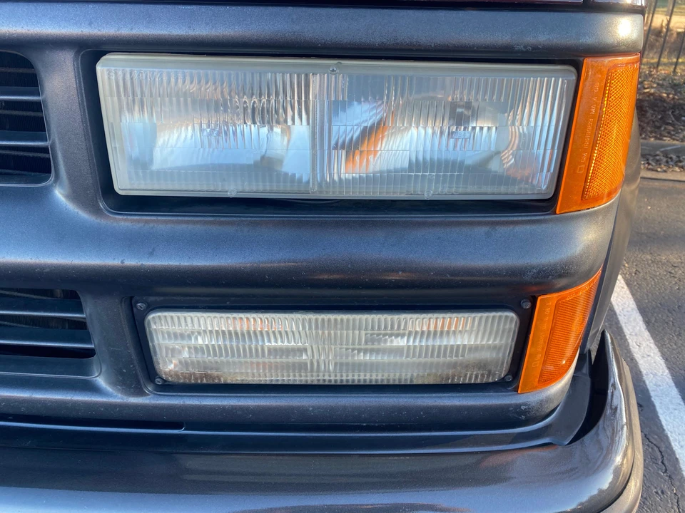 1994 Chevrolet K5 Blazer 3rd Gen - Image 28 of 31