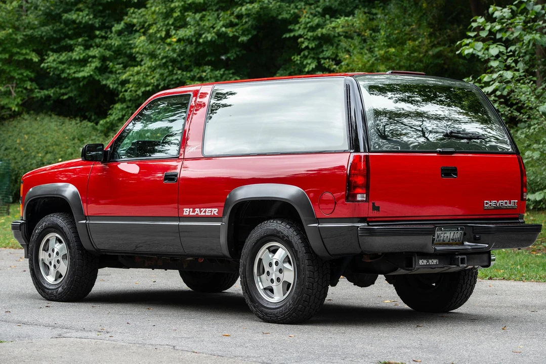 1994 Chevrolet K5 Blazer 3rd Gen - Image 6 of 31