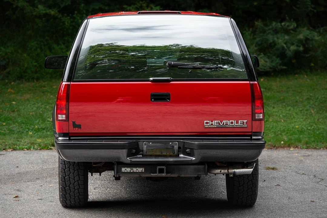 1994 Chevrolet K5 Blazer 3rd Gen - Image 5 of 31