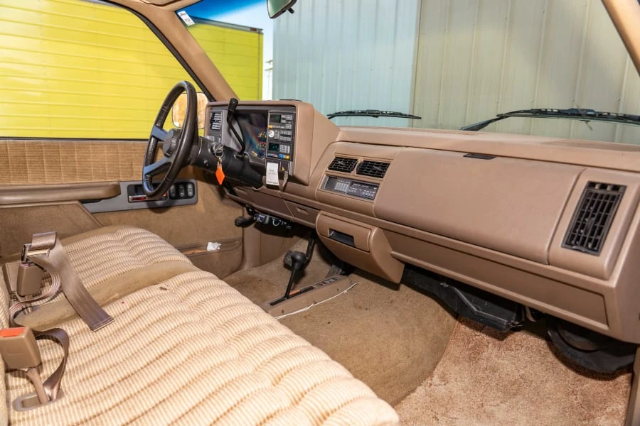 1994 Chevrolet C/K 4th Gen - Image 10 of 17