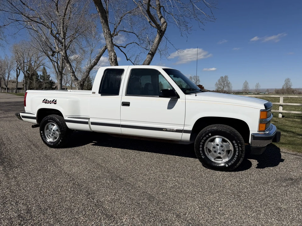 1994 Chevrolet C/K 4th Gen - Image 10 of 31