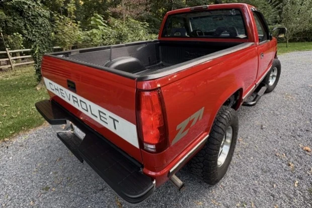1994 Chevrolet C/K 4th Gen - Image 2 of 7