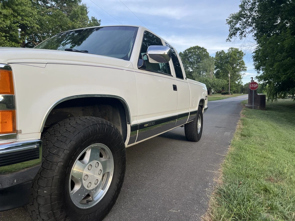 1994 Chevrolet C/K 4th Gen - Image 25 of 31