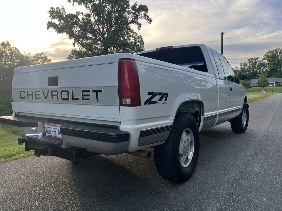 1994 Chevrolet C/K 4th Gen - Image 11 of 31