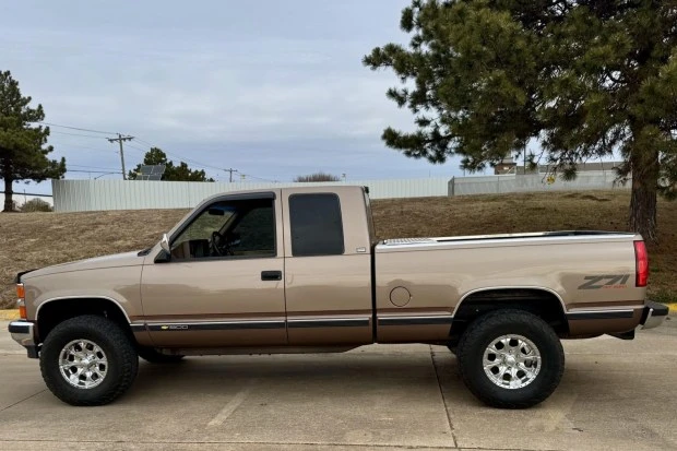 1994 Chevrolet C/K 4th Gen - Image 3 of 7