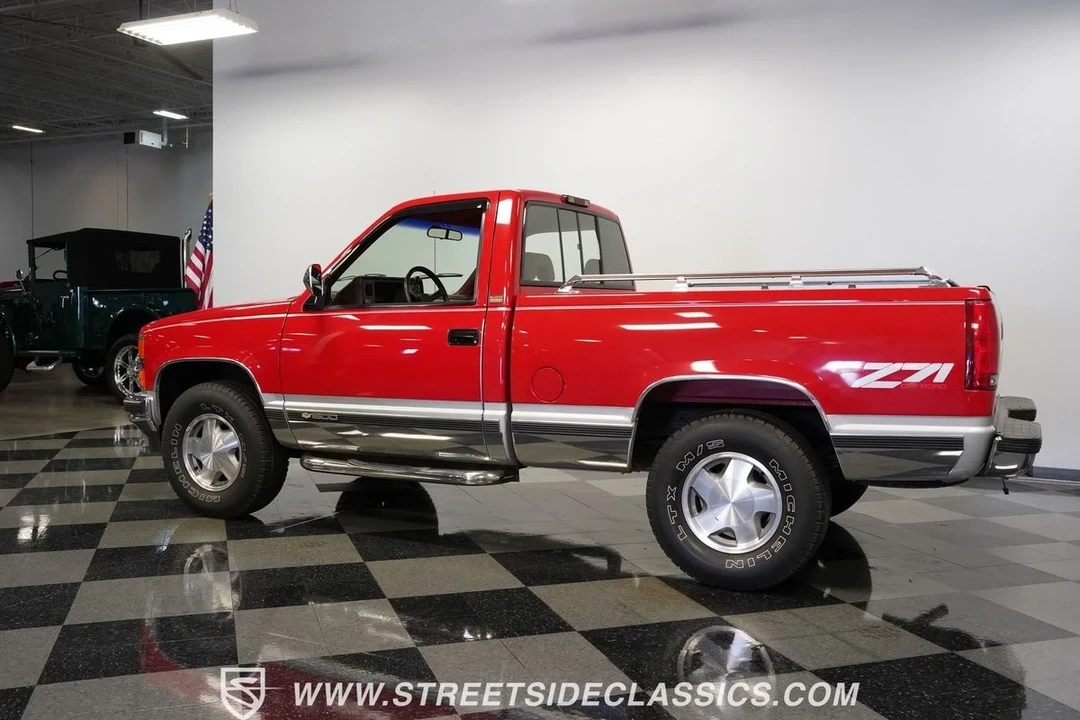 1994 Chevrolet Silverado 1st Gen - Image 9 of 12