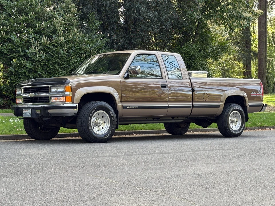 1994 Chevrolet C/K 4th Gen - Image 3 of 31