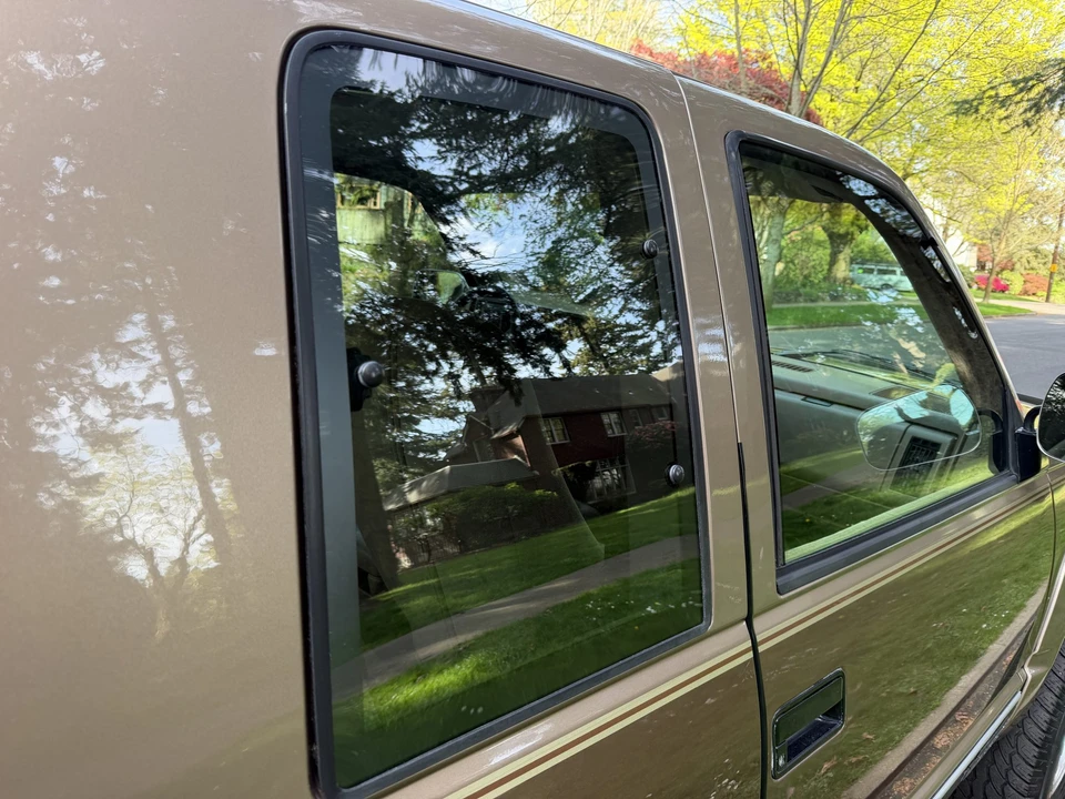 1994 Chevrolet C/K 4th Gen - Image 28 of 31