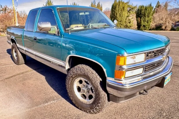 1994 Chevrolet C/K 4th Gen - Image 3 of 7