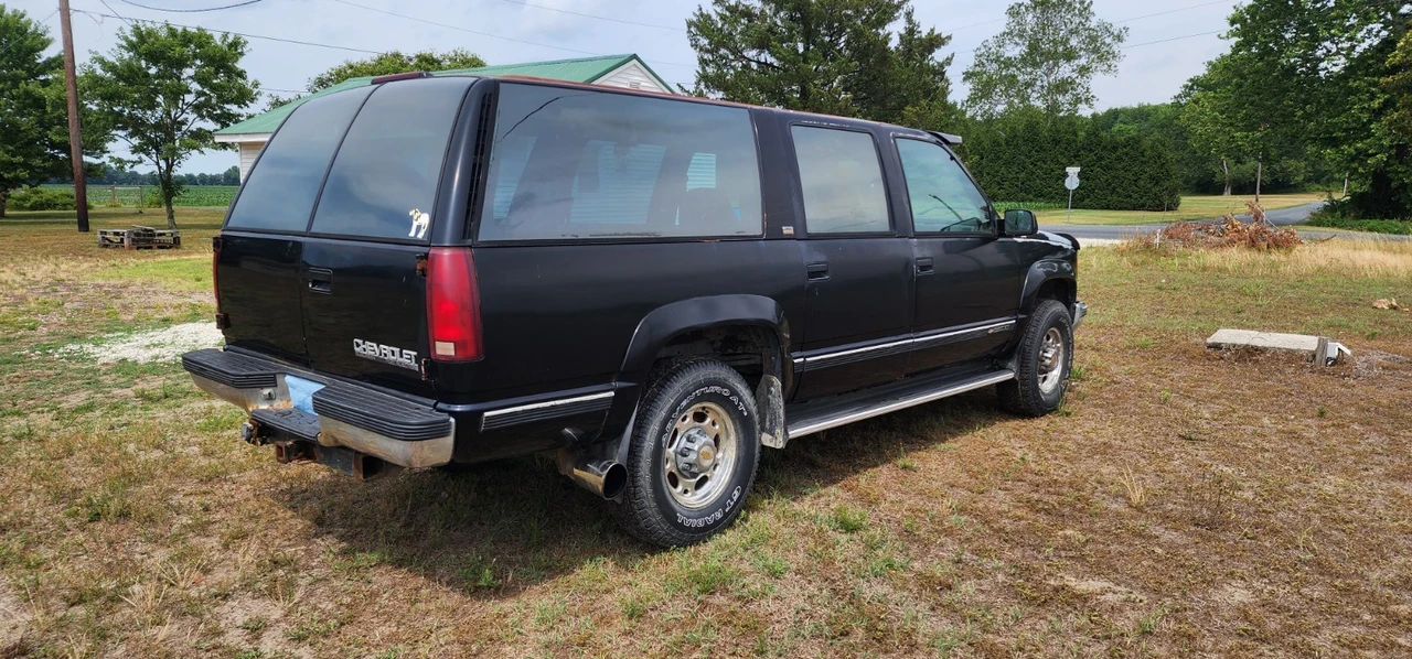 1994 Chevrolet Suburban 8th Gen - Image 5 of 20