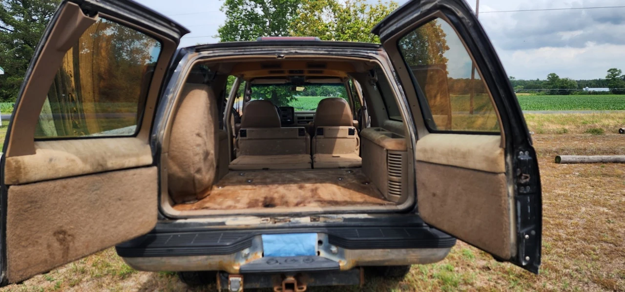 1994 Chevrolet Suburban 8th Gen - Image 9 of 20