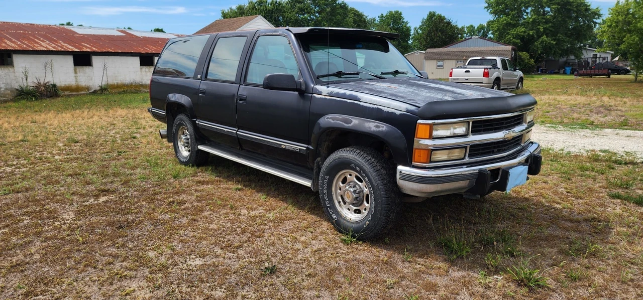 1994 Chevrolet Suburban 8th Gen - Image 7 of 20