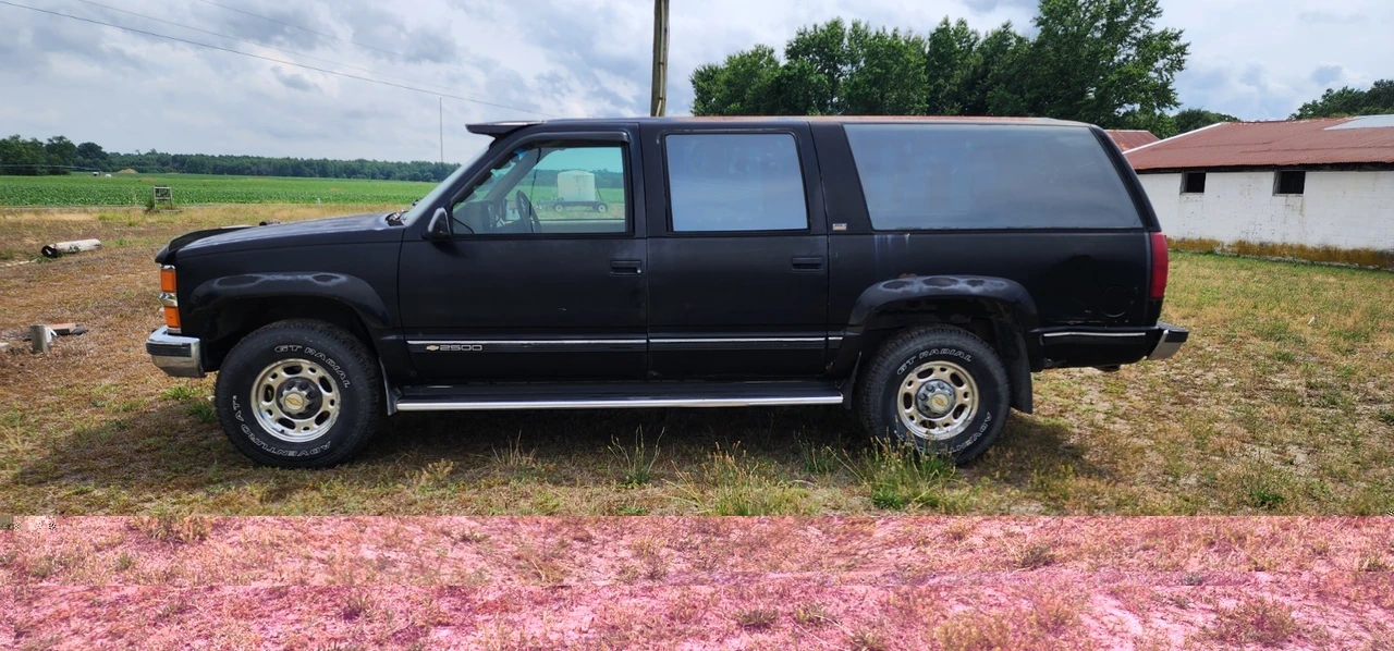 1994 Chevrolet Suburban 8th Gen - Image 2 of 20