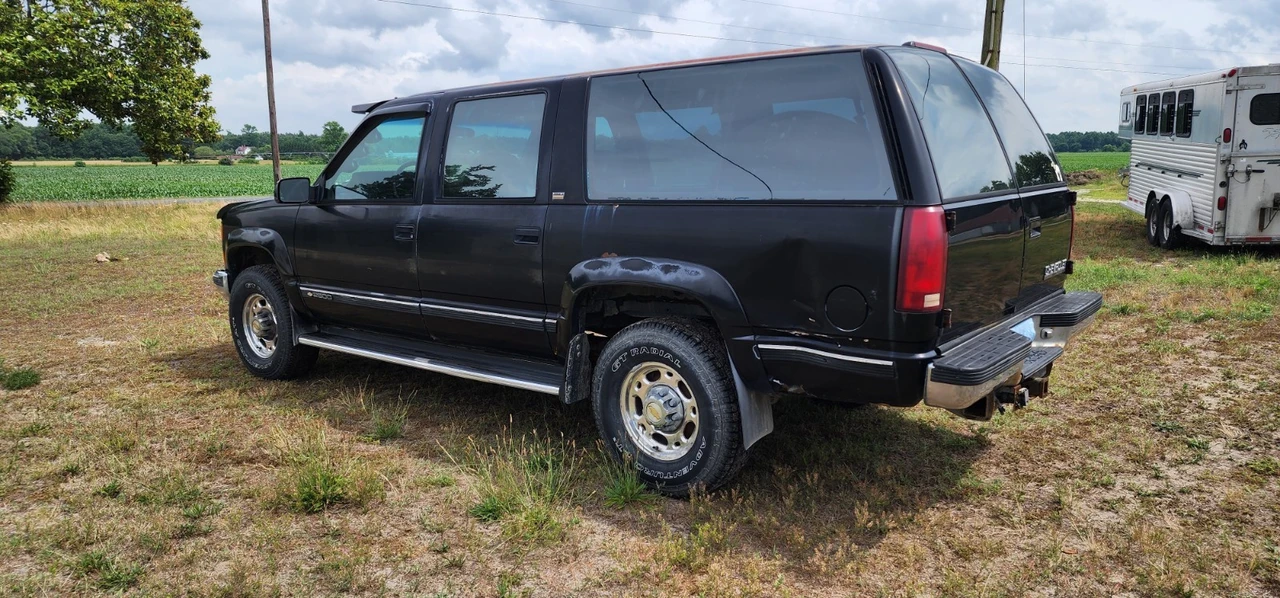 1994 Chevrolet Suburban 8th Gen - Image 3 of 20