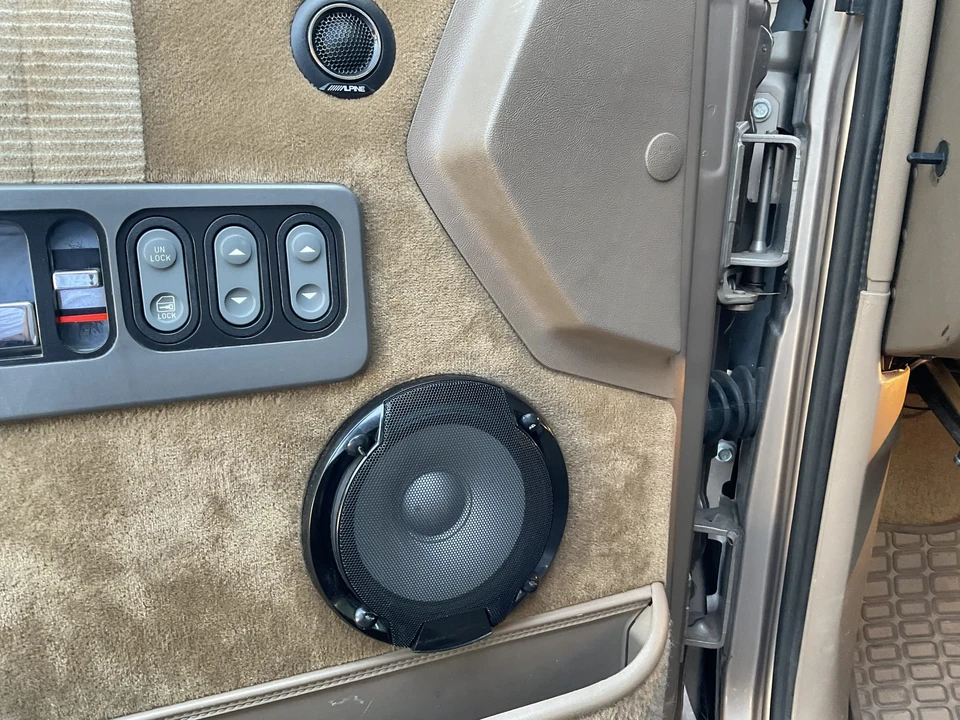 1994 Chevrolet Silverado - Image 26 of 31