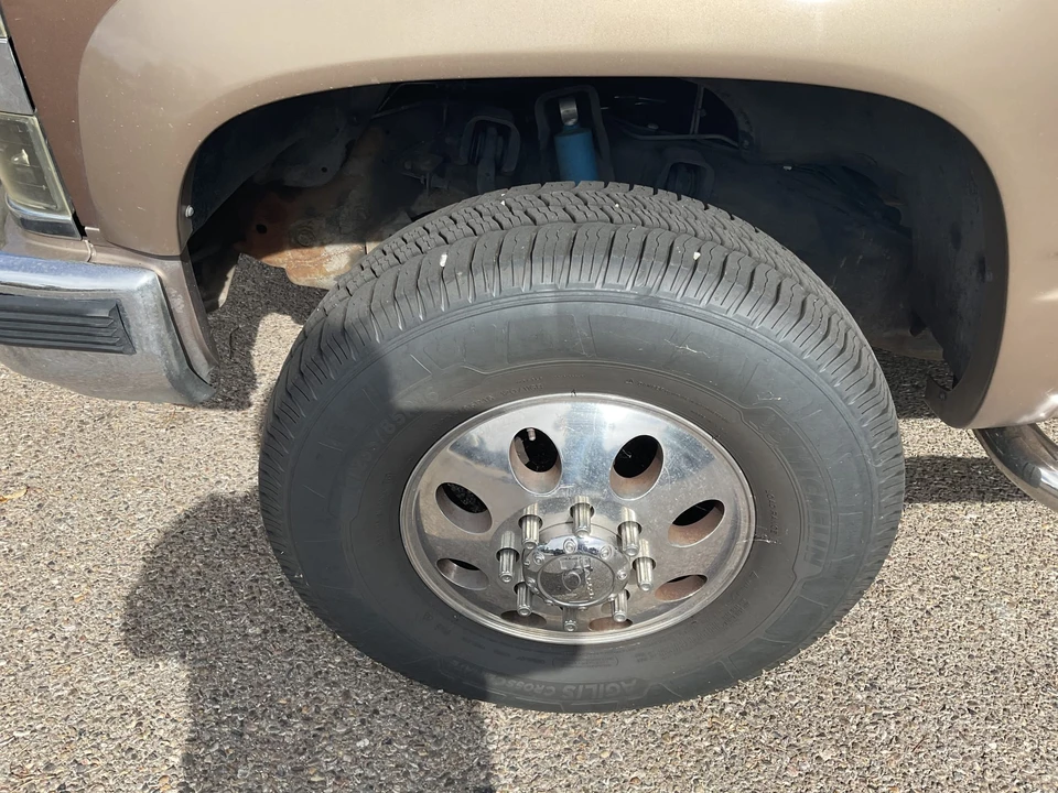 1994 Chevrolet Silverado - Image 16 of 31