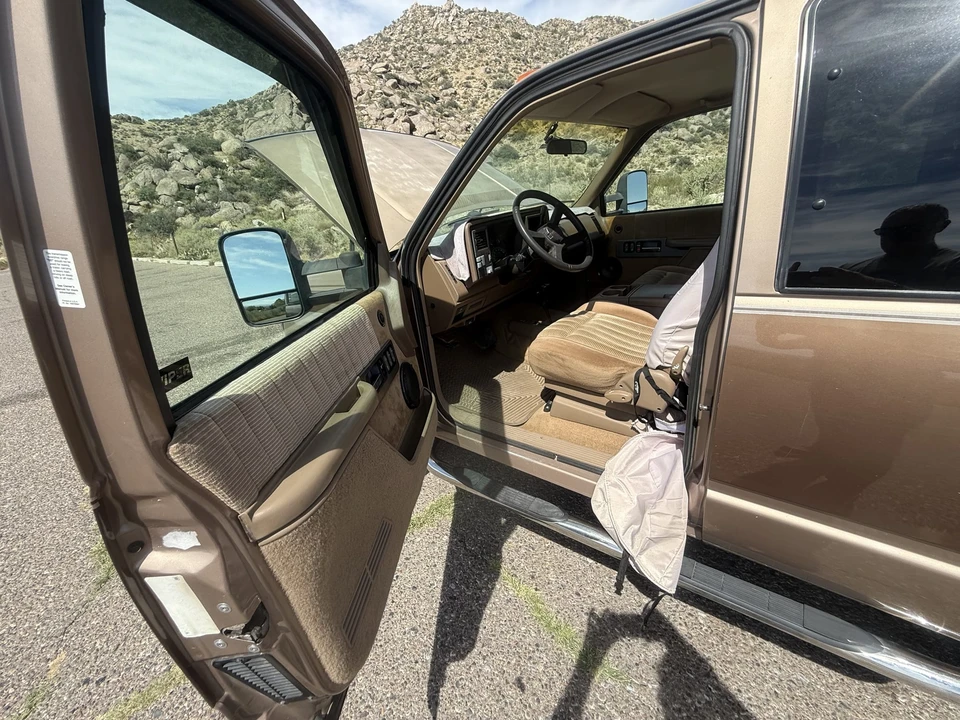 1994 Chevrolet Silverado - Image 19 of 31