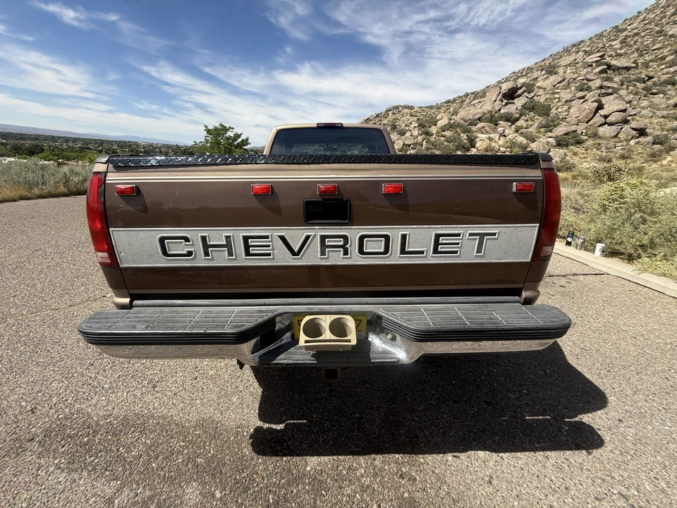 1994 Chevrolet Silverado - Image 7 of 31