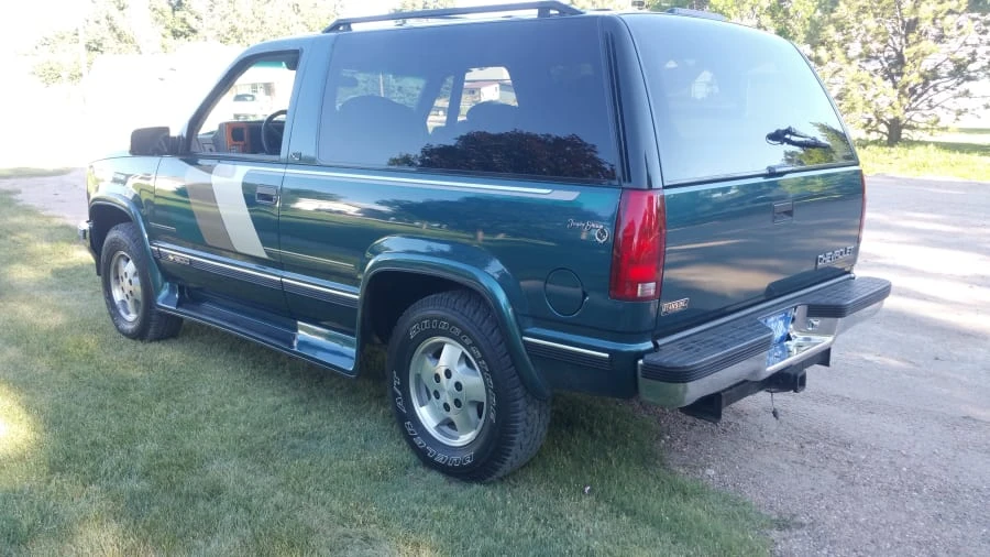 1994 Chevrolet K5 Blazer 3rd Gen - Image 3 of 12
