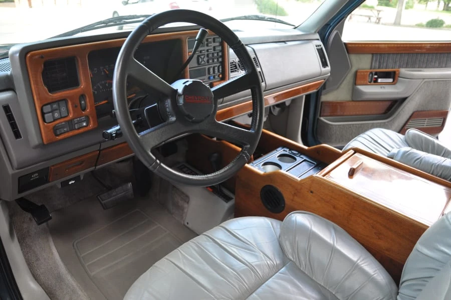 1994 Chevrolet K5 Blazer 3rd Gen - Image 5 of 12