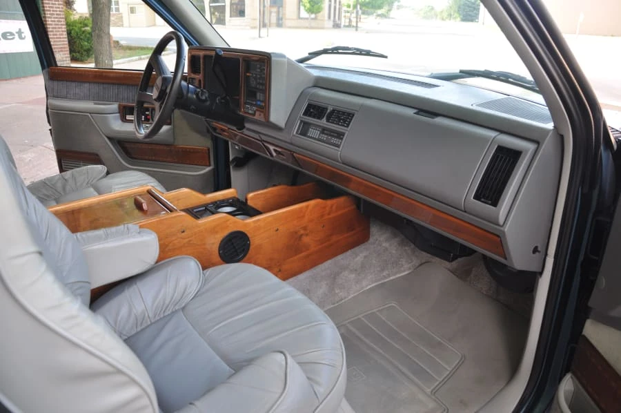 1994 Chevrolet K5 Blazer 3rd Gen - Image 6 of 12