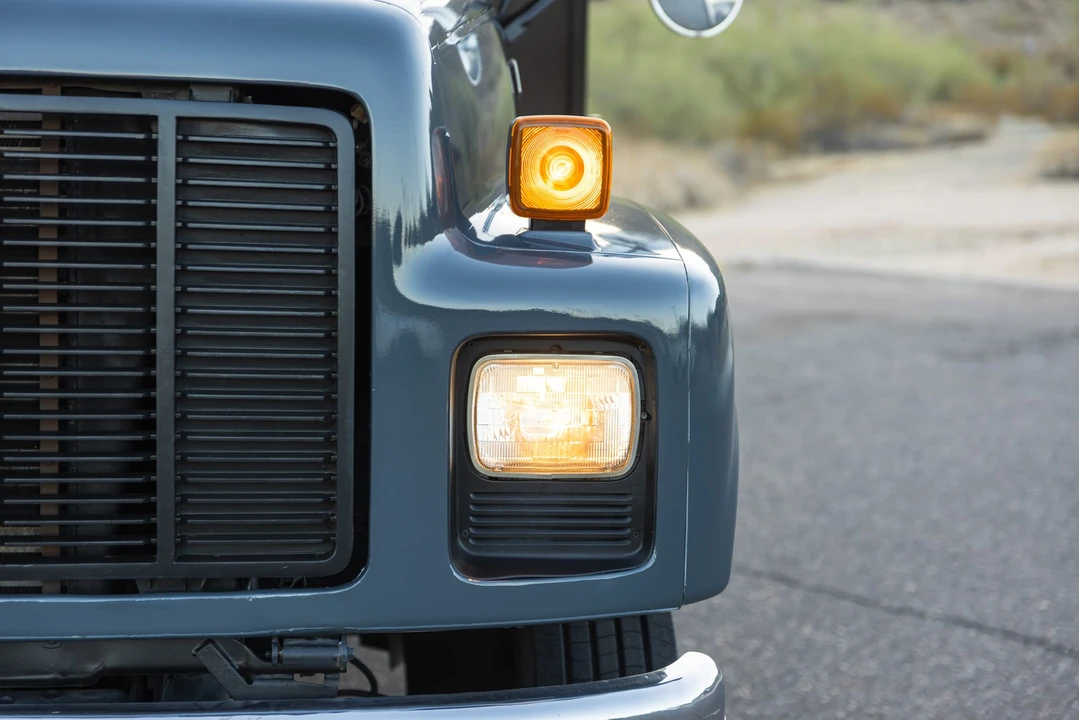 1994 Chevrolet Kodiak - Image 20 of 31