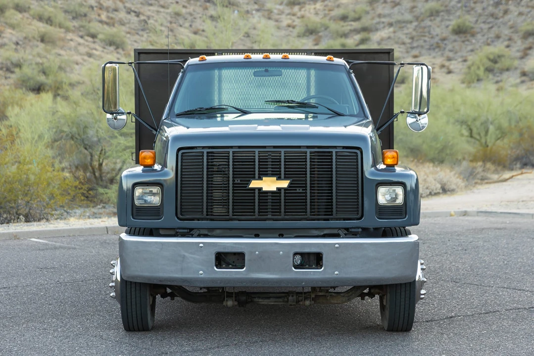 1994 Chevrolet Kodiak - Image 2 of 31